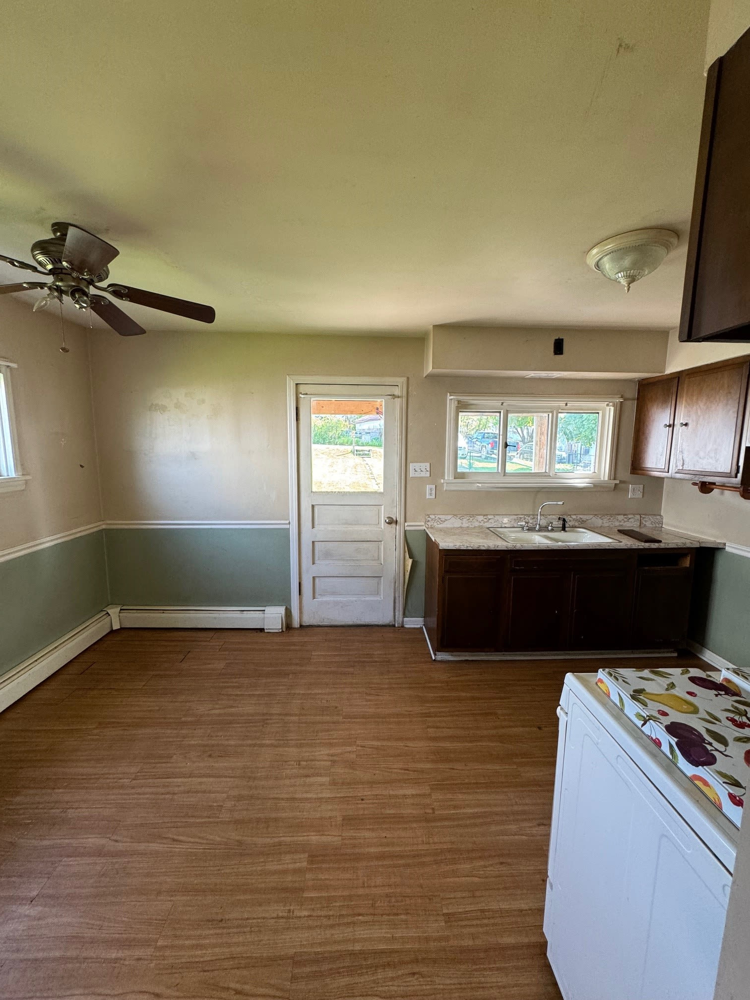 1260 Allison Ave – photo 5