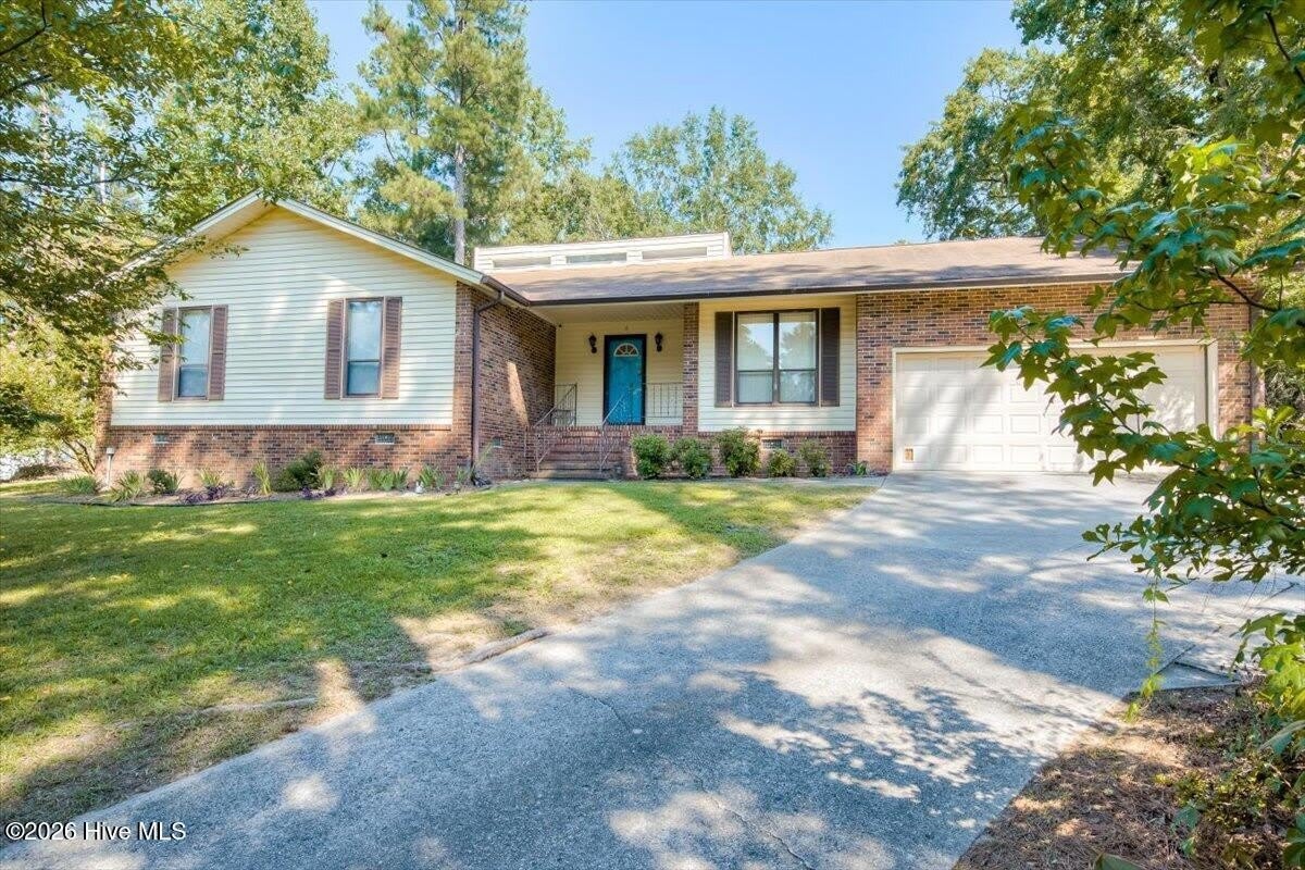 6 Foxhil Drive – photo 1