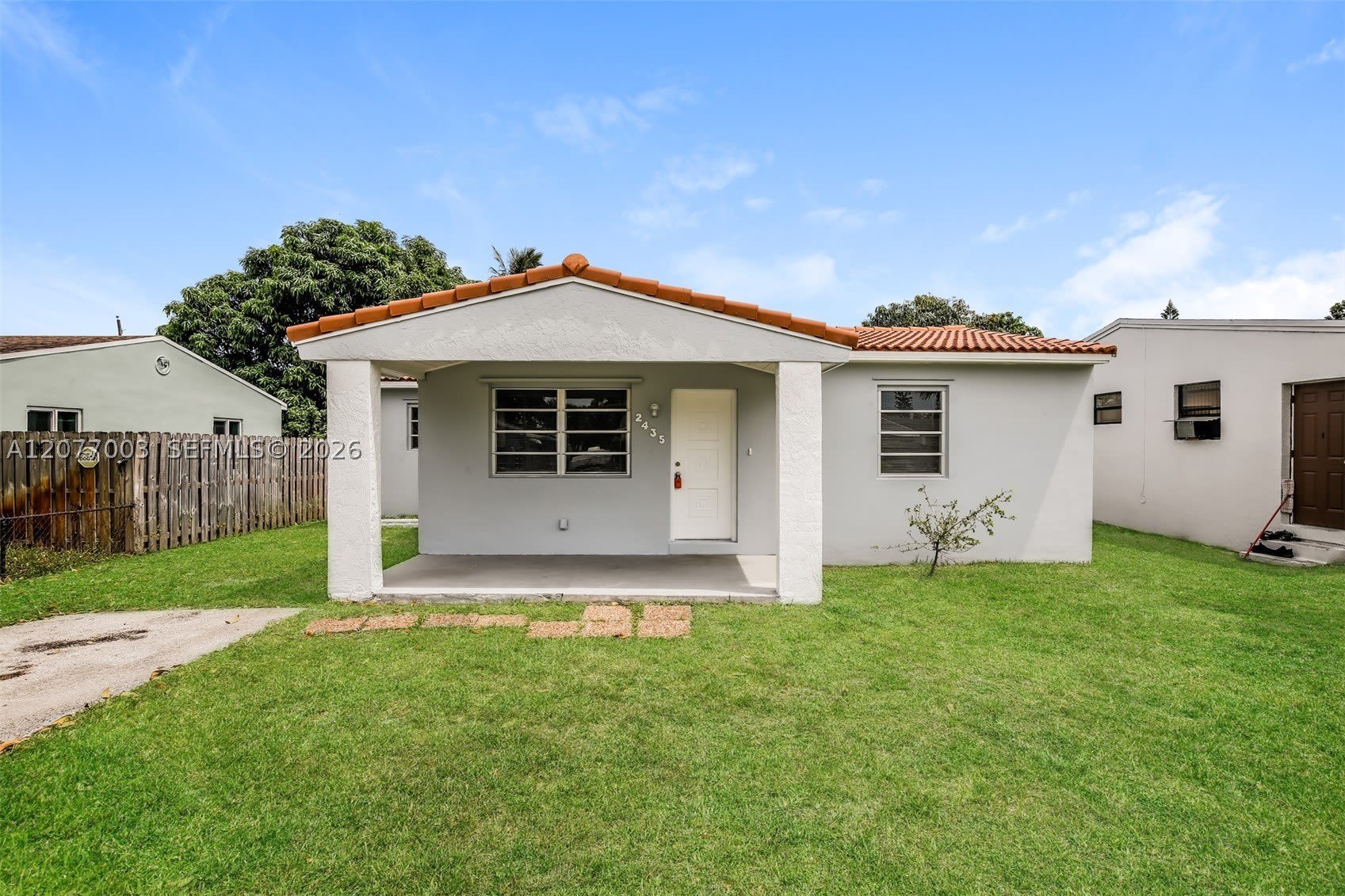 2435 Liberty St – photo 1