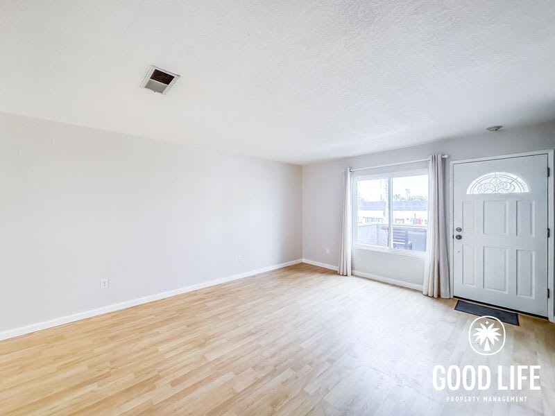 145 Palm Ave – photo 2