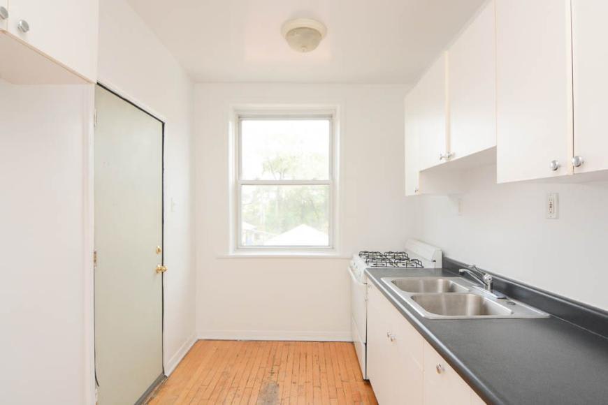3042 Wellington – photo 2