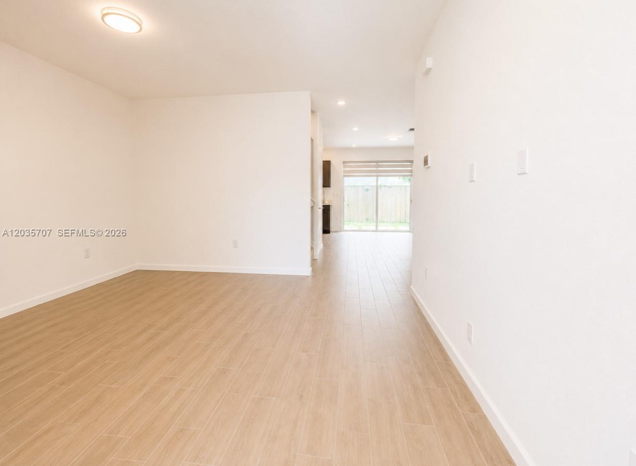 2459 Southeast 10th Street – photo 2