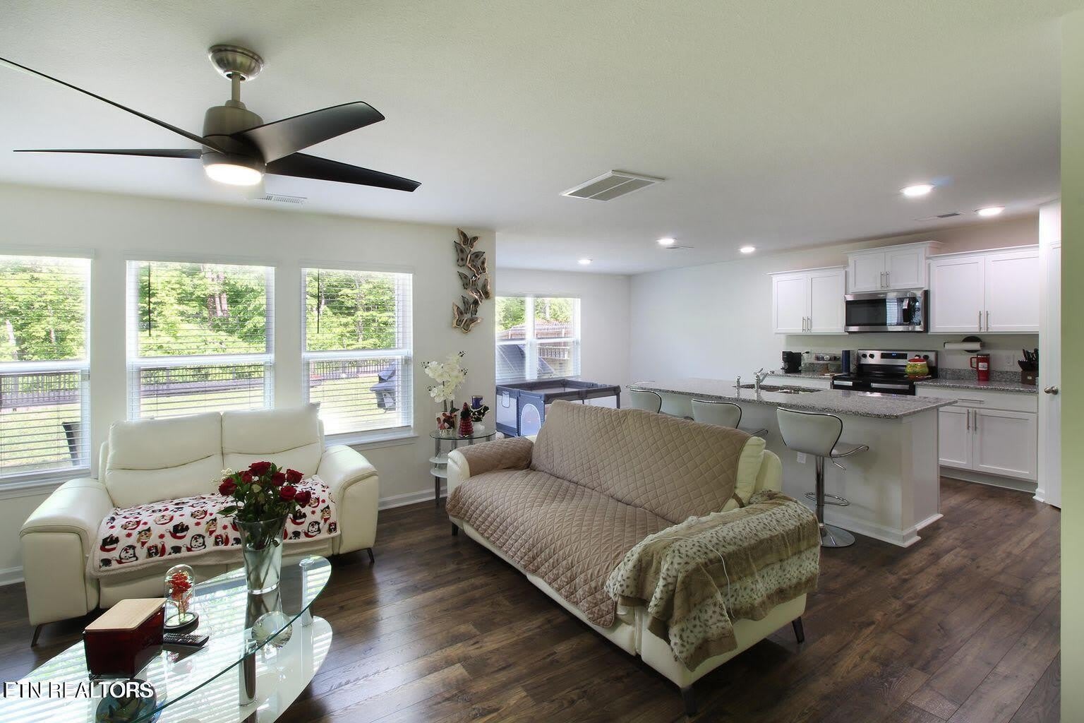 9428 Avian Forest Lane – photo 4