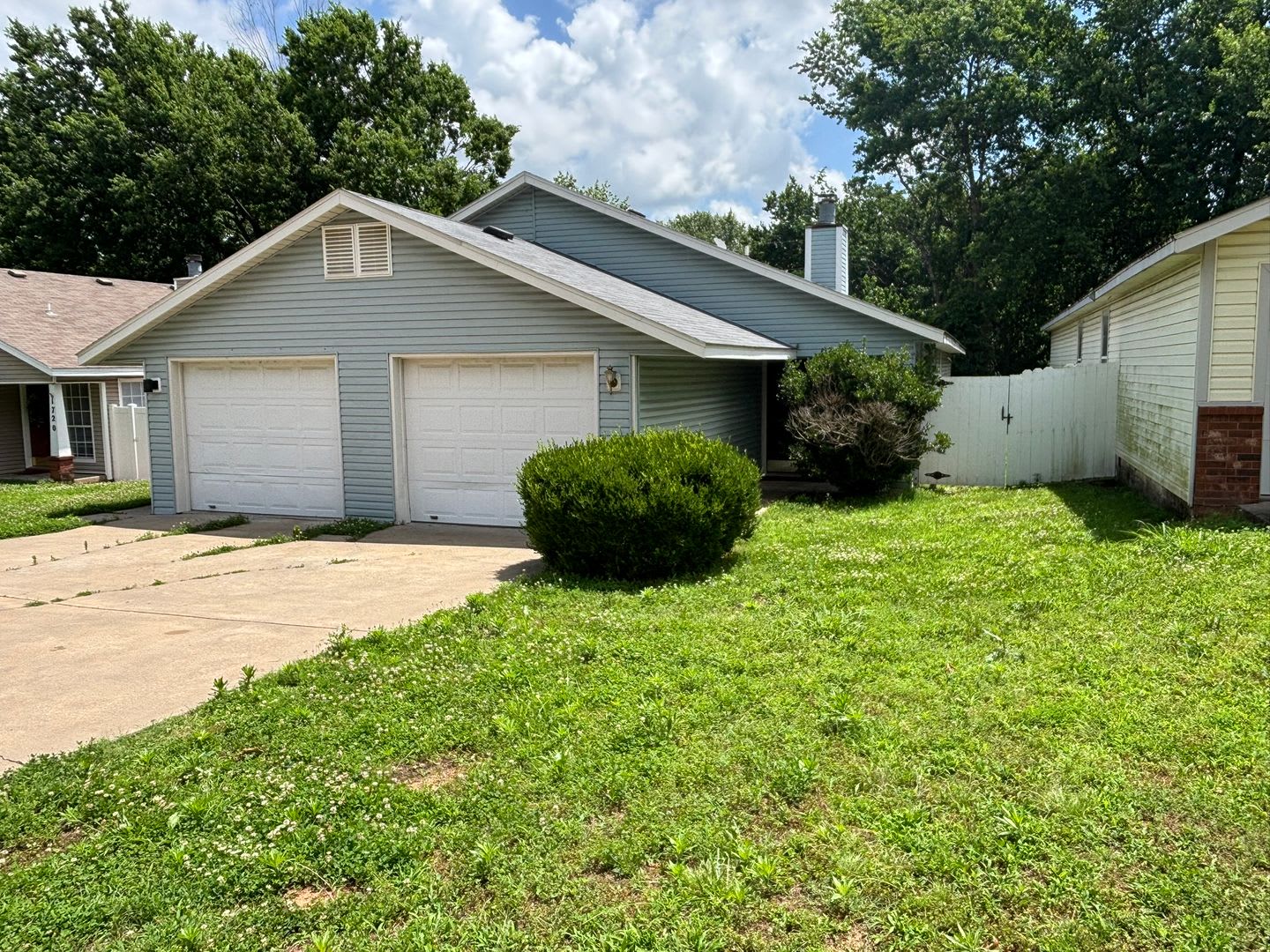 Transformation in Progress: Updated 2BR Duplex in Fayetteville! NO PETS! – photo 1