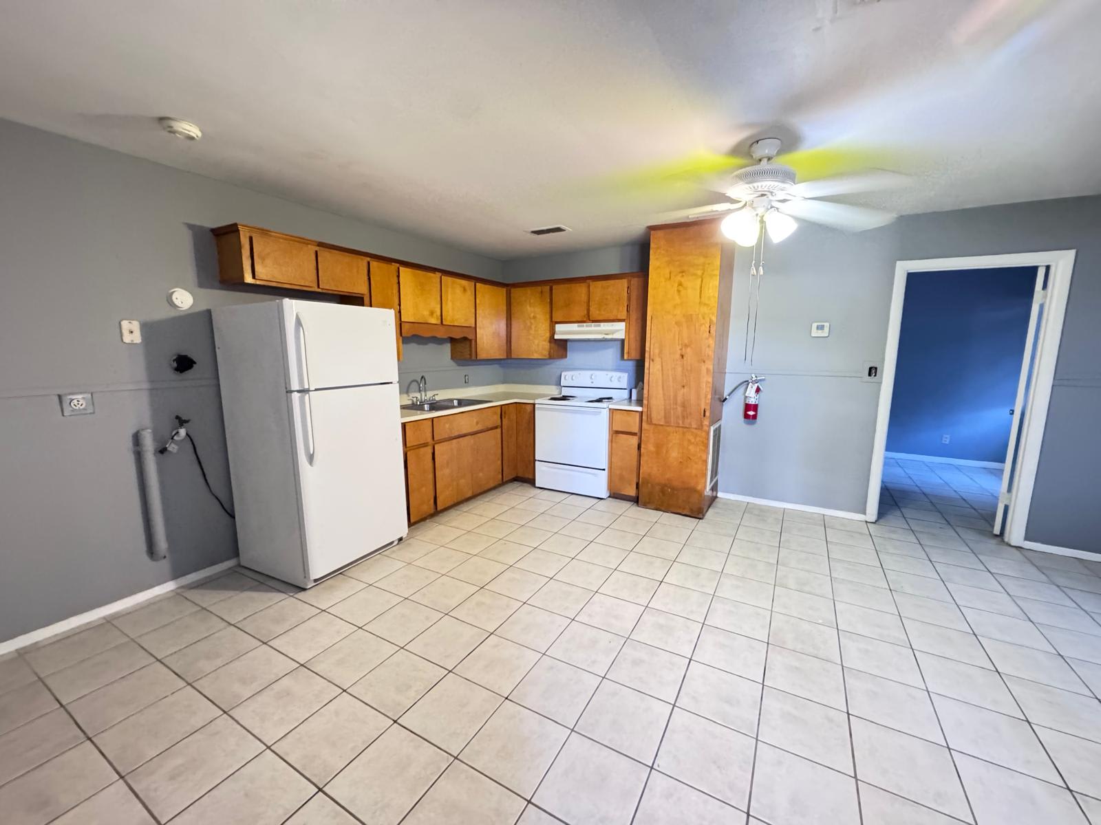 812 Walnut (Rear) – photo 5