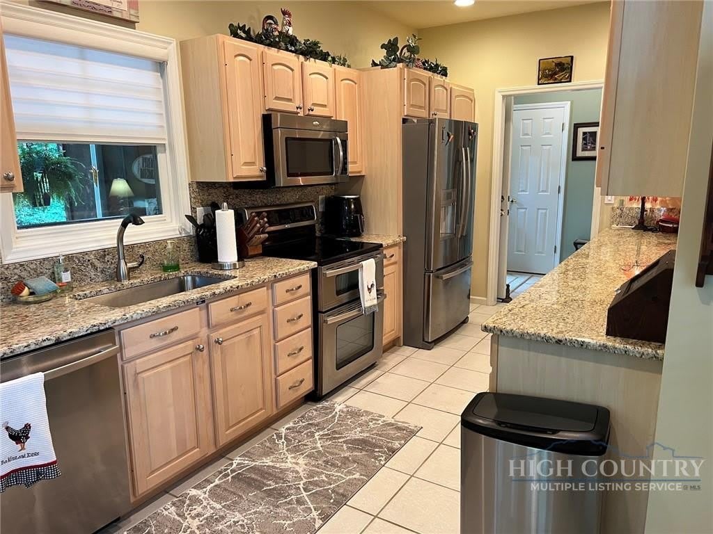 135 Caleb Drive – photo 5