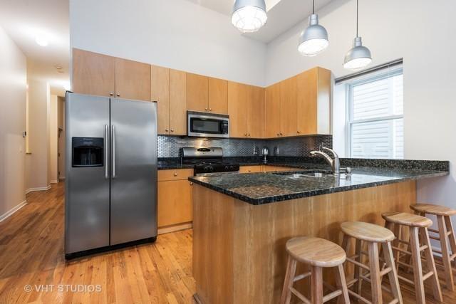1517 North Paulina St. – photo 5