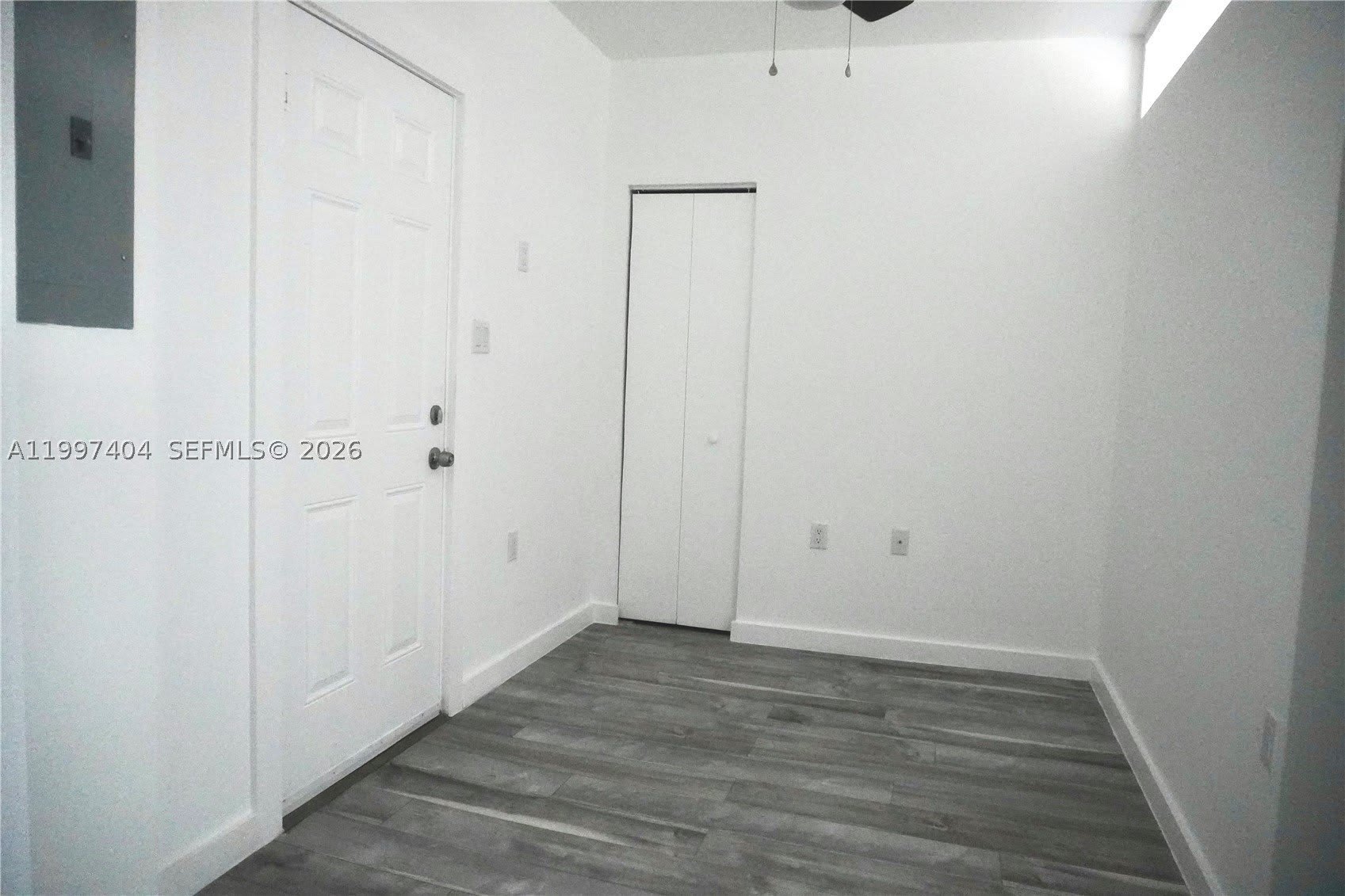 1036 SW 5th St – photo 4