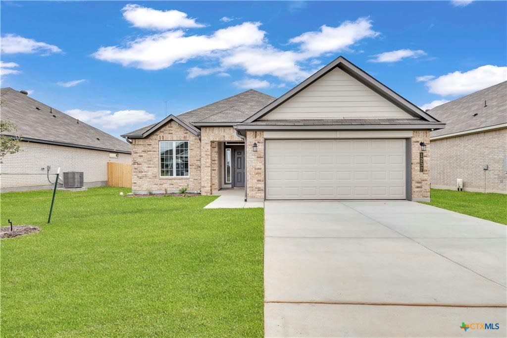 1237 Dowdy Dr – photo 1