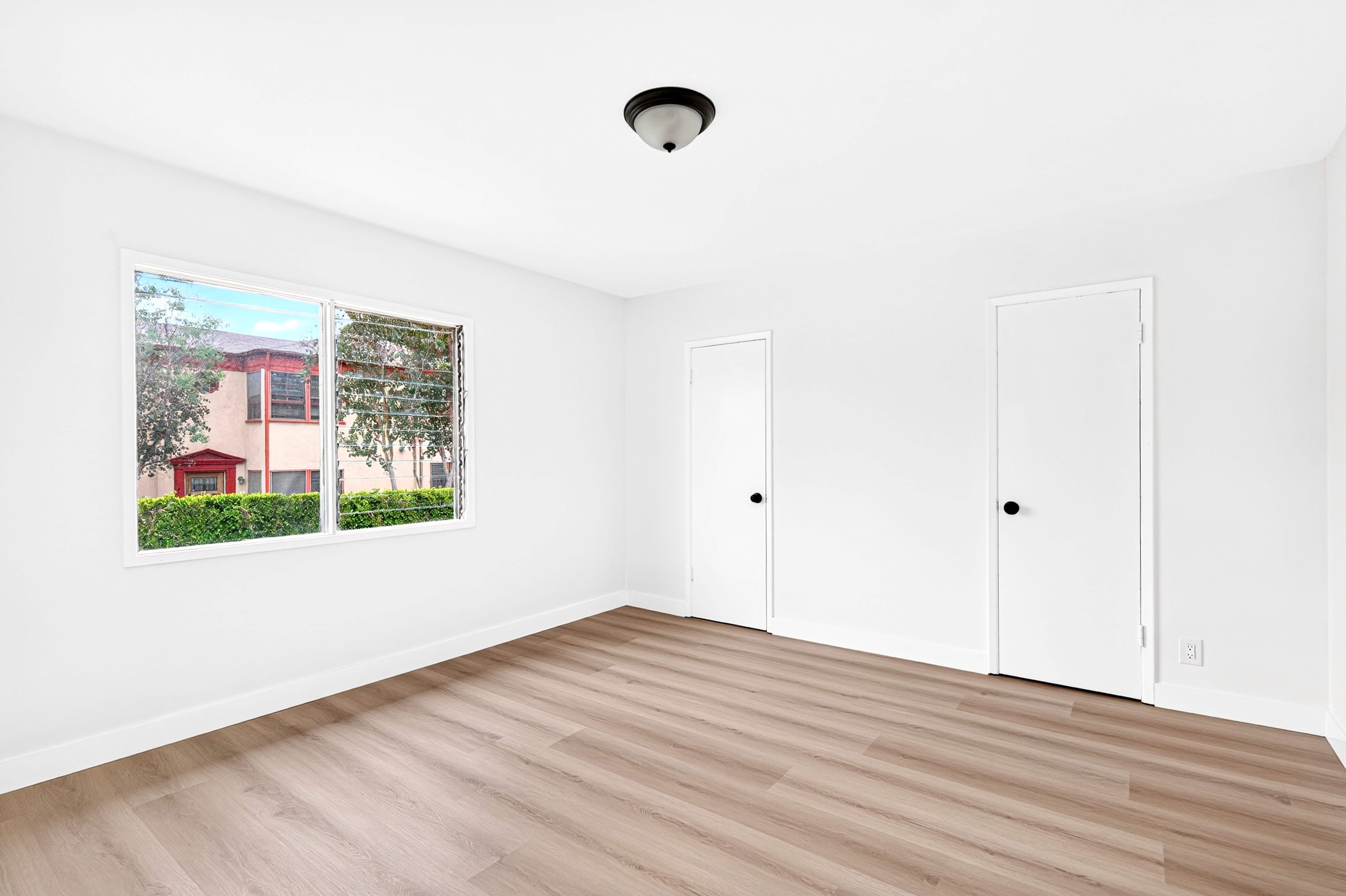 4777 San Vicente Blvd – photo 5