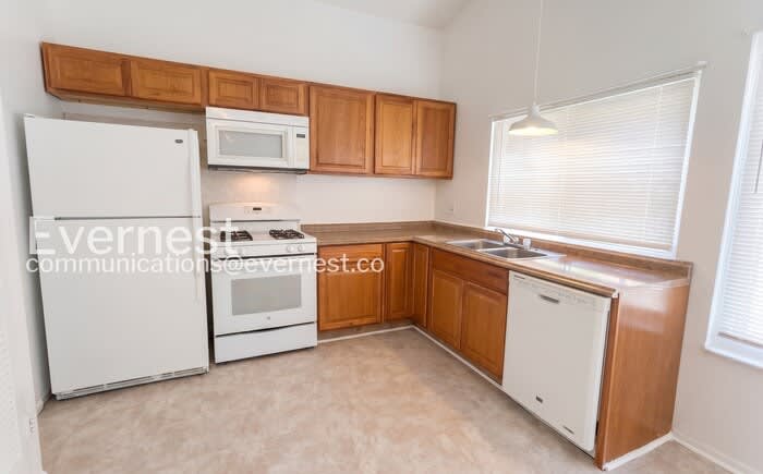 5402 Trailbend Drive – photo 2