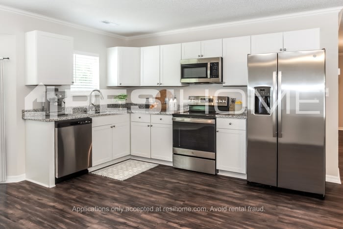 208 Foy Road – photo 2