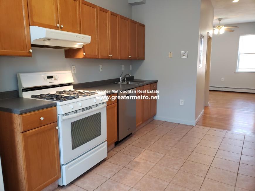 40 North Bennet St. – photo 3