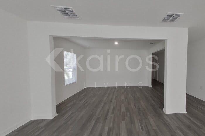 3153 Jody Street – photo 4