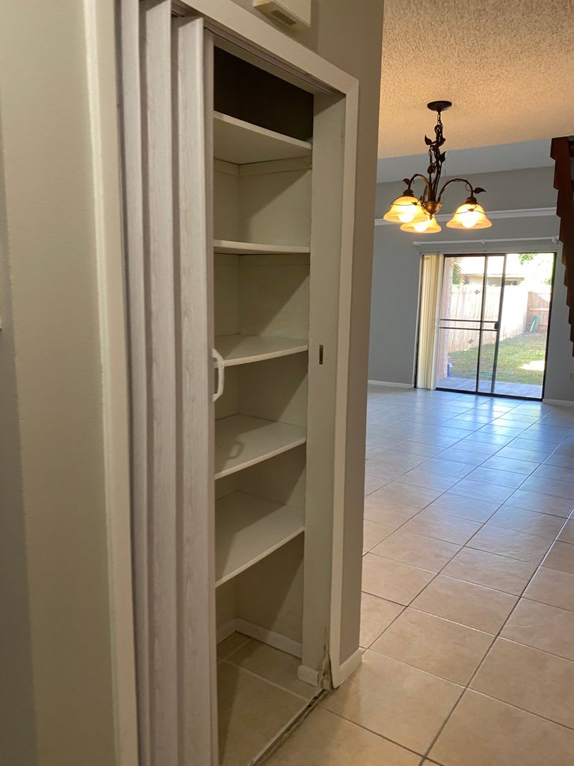 2 bedroom + loft, 2 bathroom townhome near UCF – photo 5