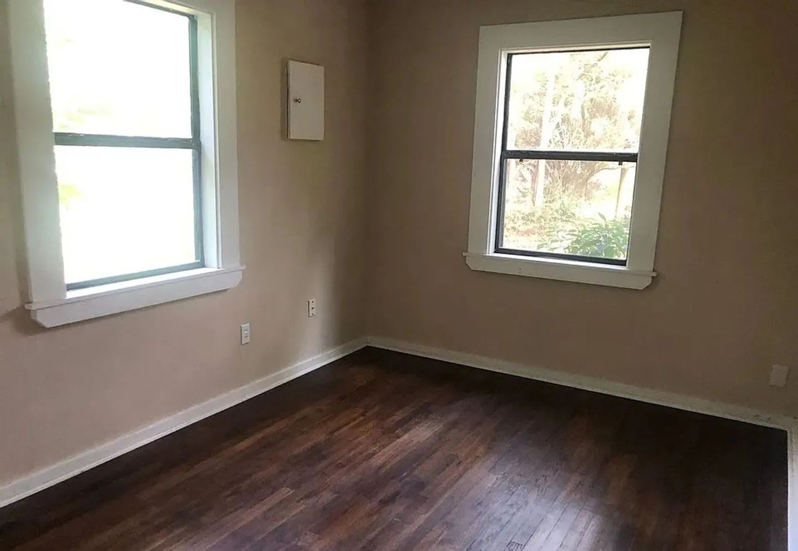 Charming 3BR House in Mobile – photo 4