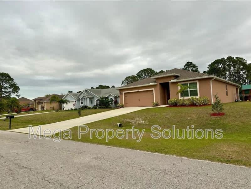 538 Vin Rose Circle Southeast – photo 1