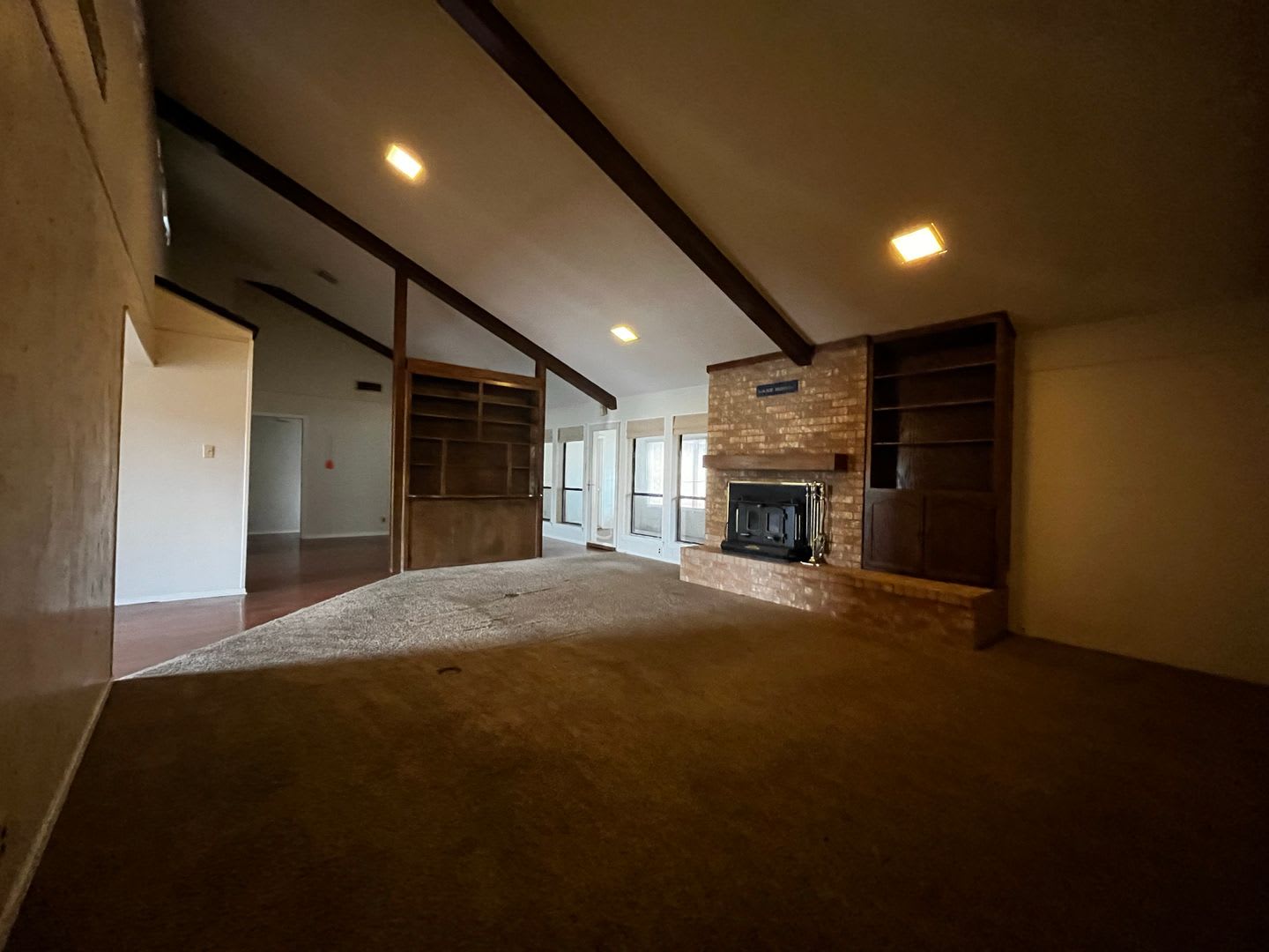 SPACIOUS 4 bedroom 3 bath home in COLLEGE HILLS SOUTH COMING SOON! – photo 5