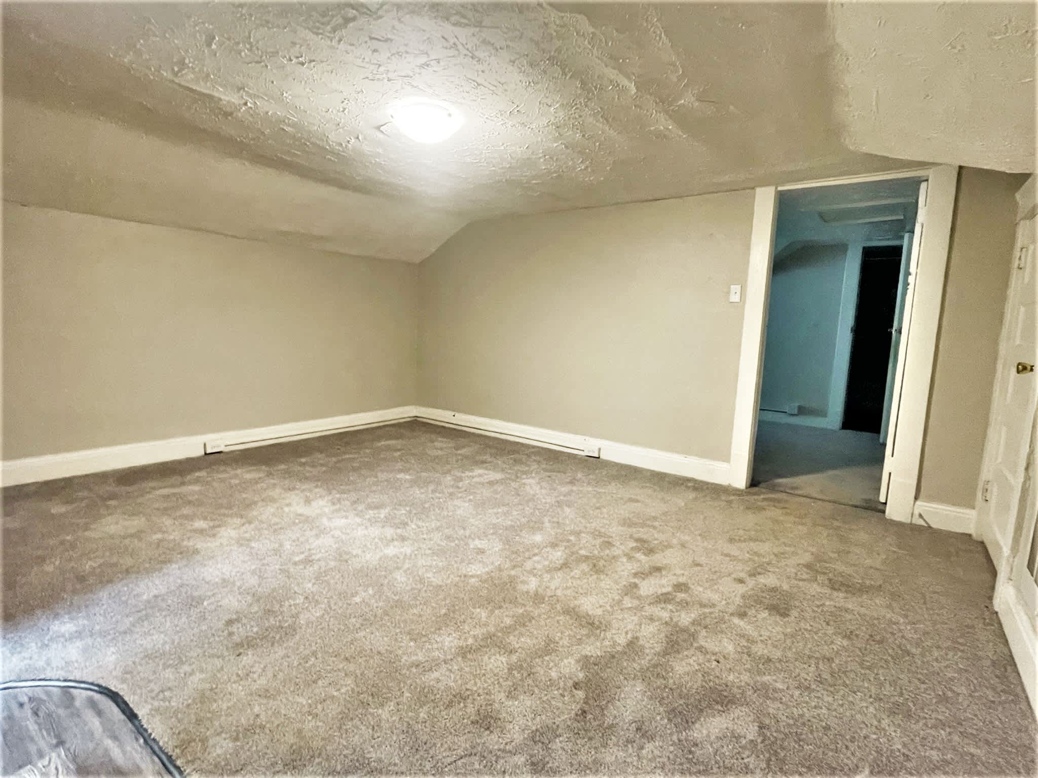 2304 East 5th Avenue – photo 1