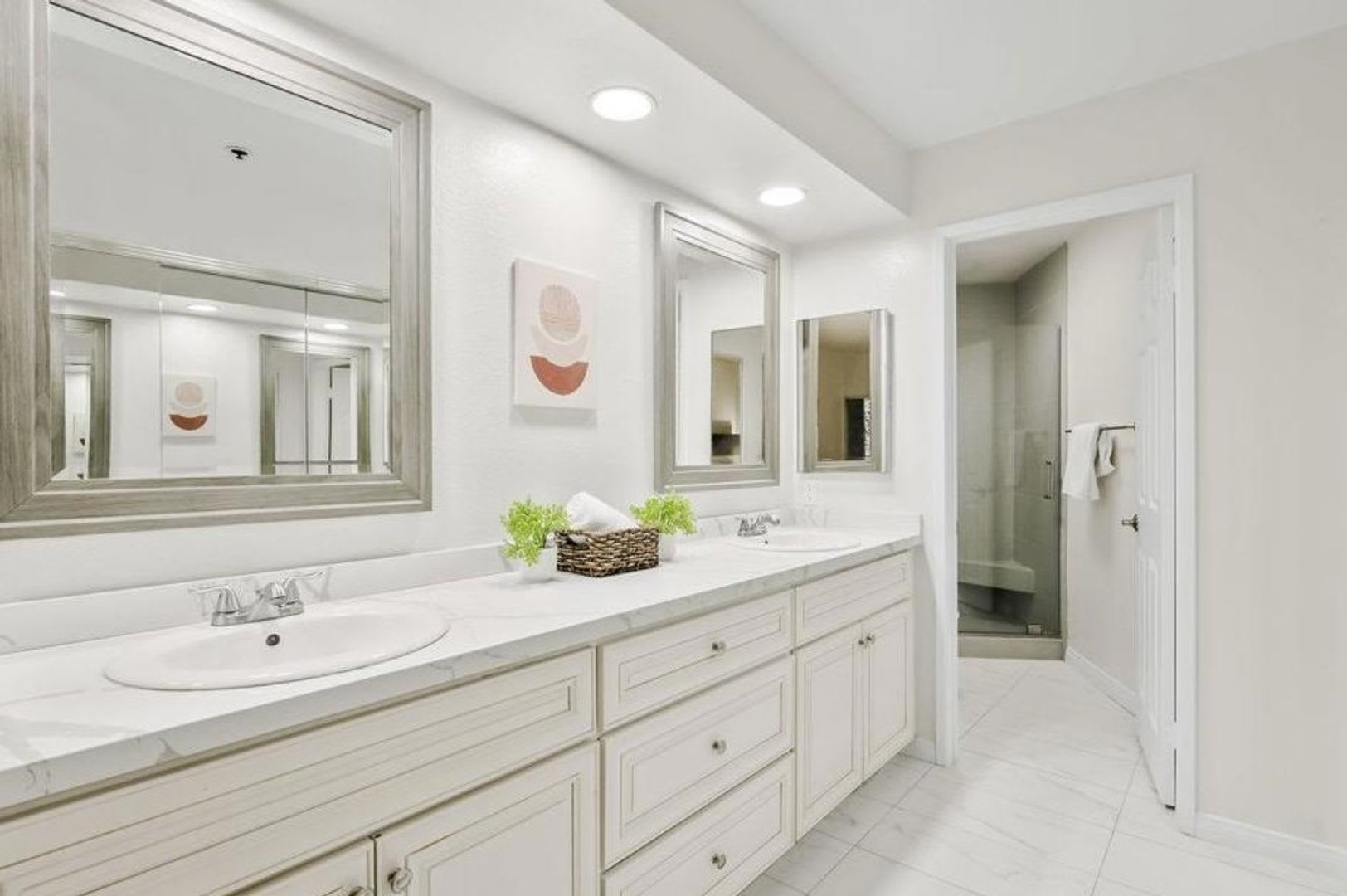Live Elevated in the Heart of North Park! – photo 3