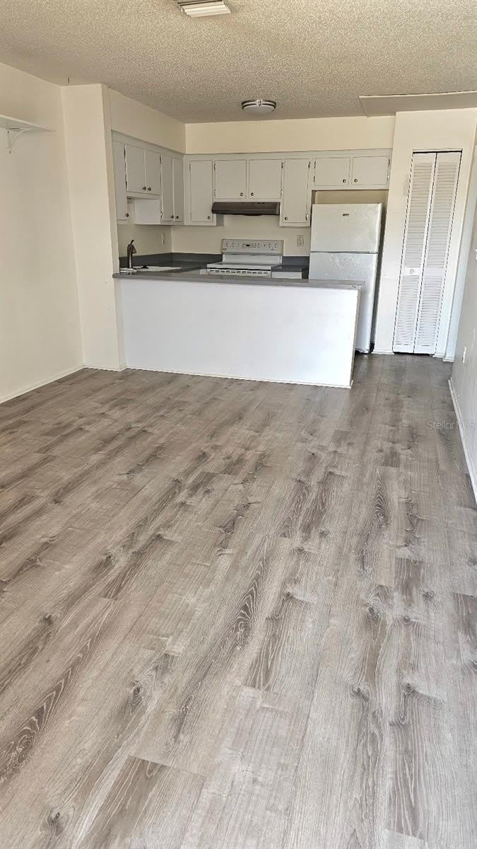 21150 GERTRUDE Avenue – photo 3