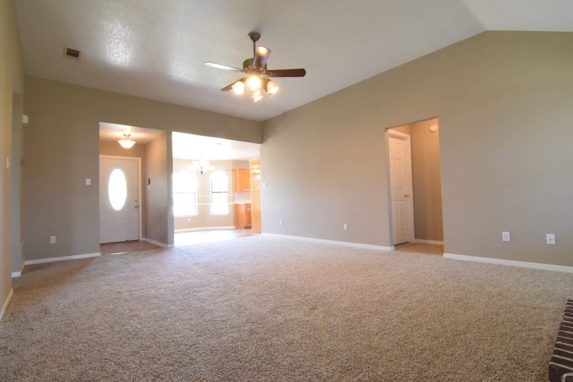 2209 Sandstone Dr – photo 4