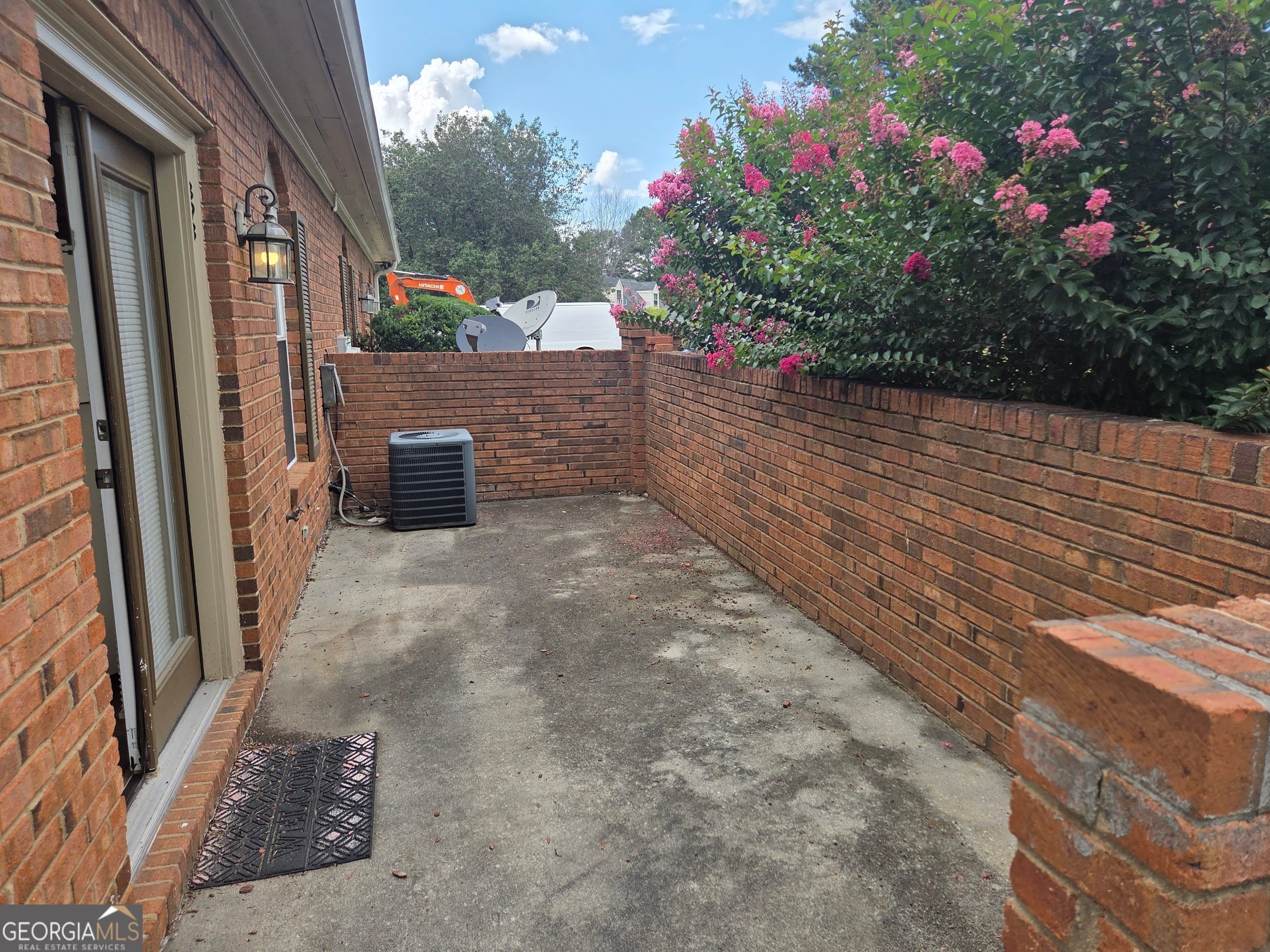 891 Park Place NE – photo 2