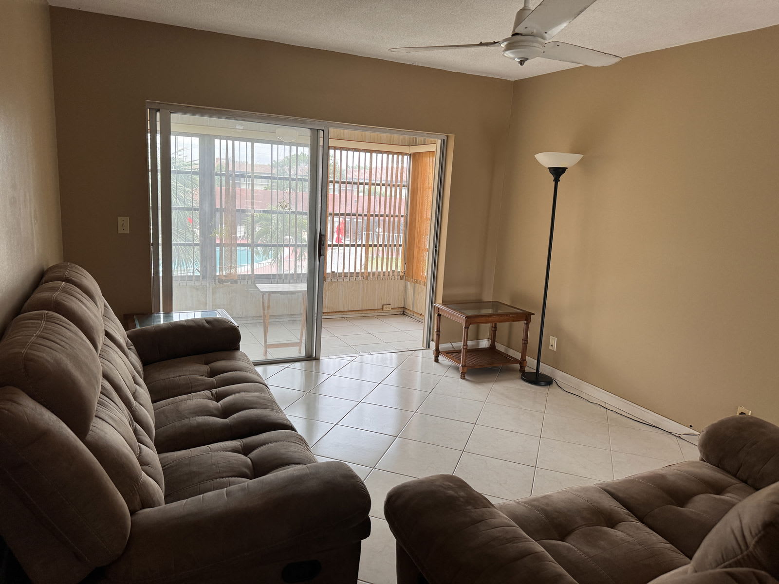 2861 Northwest 47th Terrace – photo 3