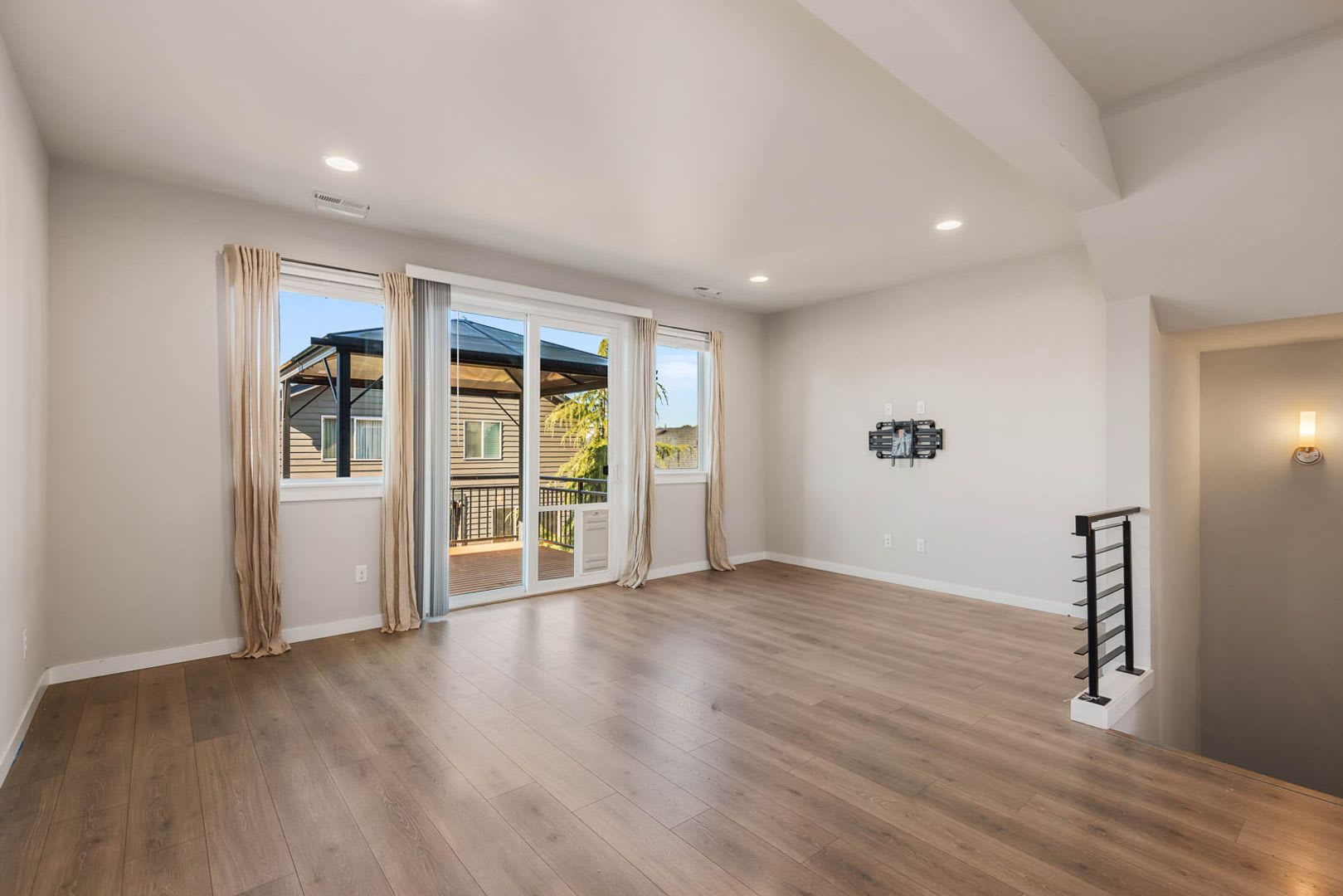 Modern Northshore Townhome with Designer Finishes & 2-Car Garage – photo 2