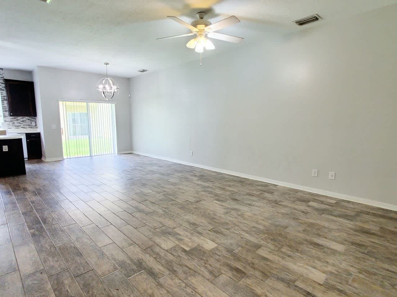 17532 Hugh Ln – photo 3