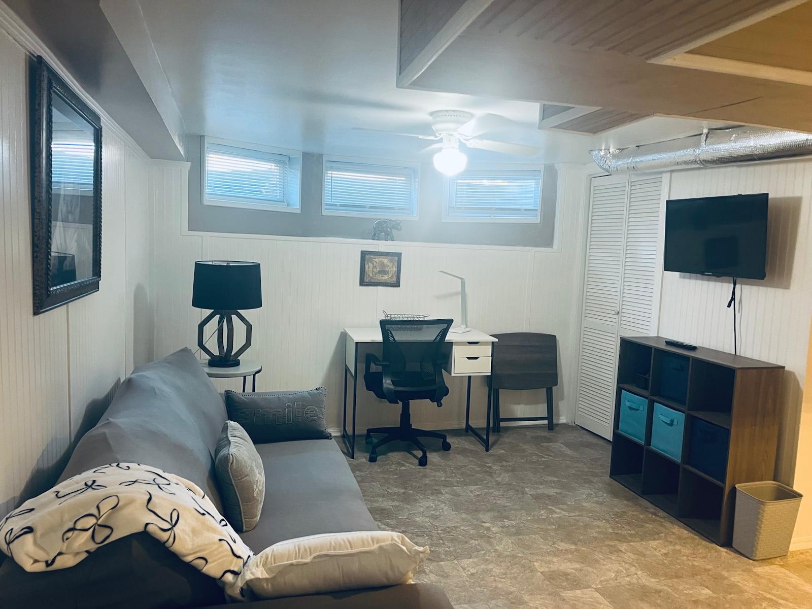 1302 Staunton Ave – photo 3
