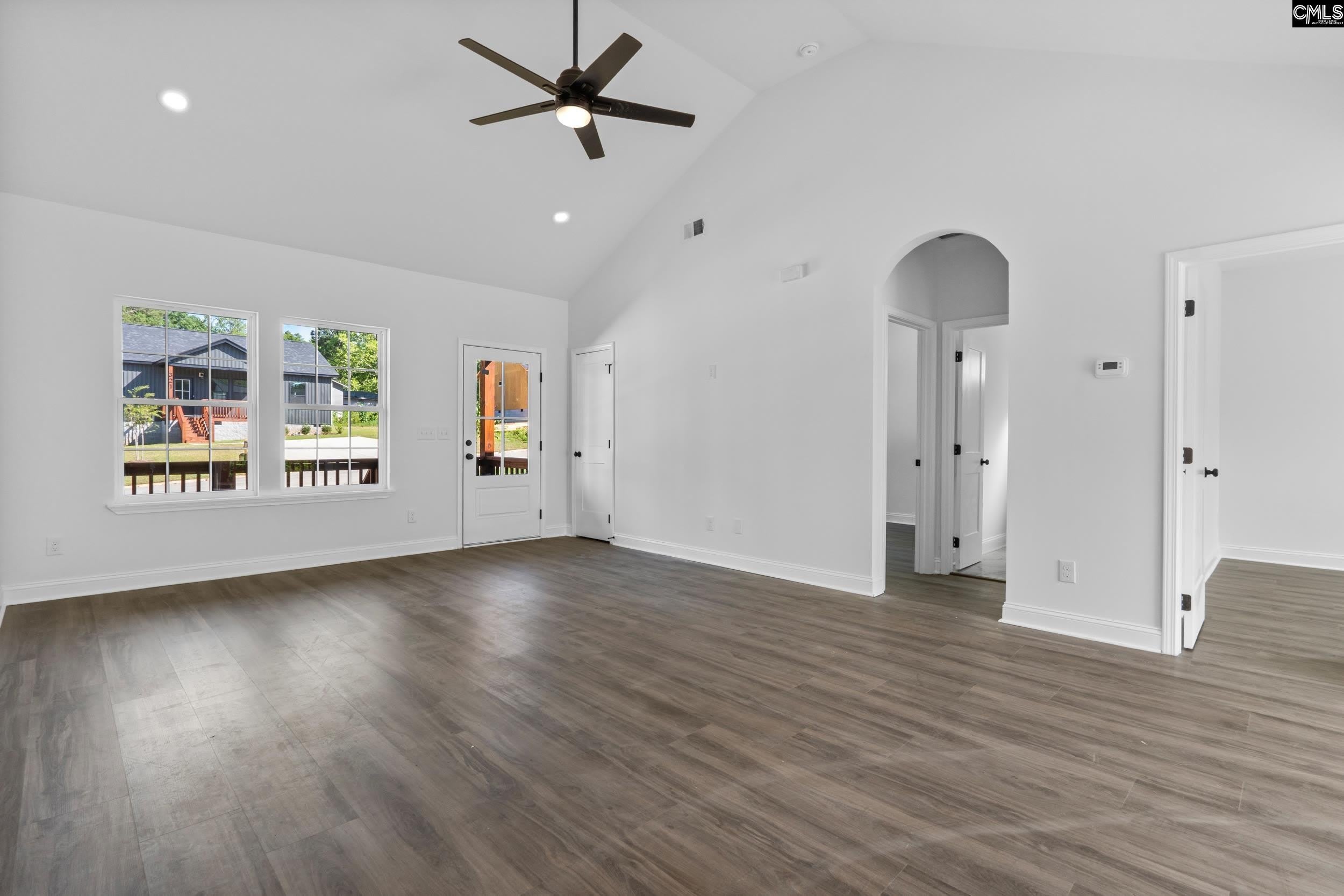 321 Lincolnshire Square – photo 4