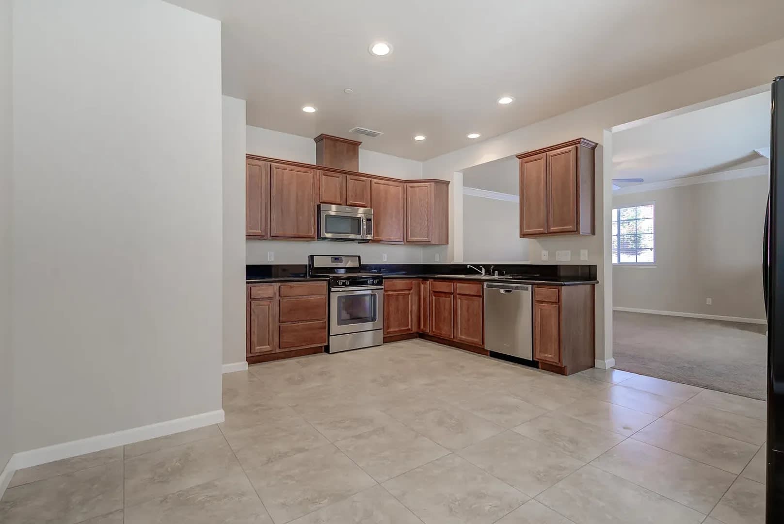 Highland Park 4 Bedroom – photo 4