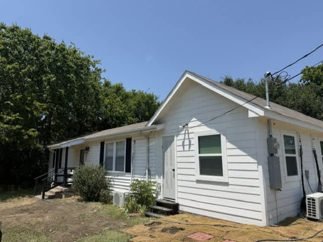 2413 Mcfarland St – photo 4