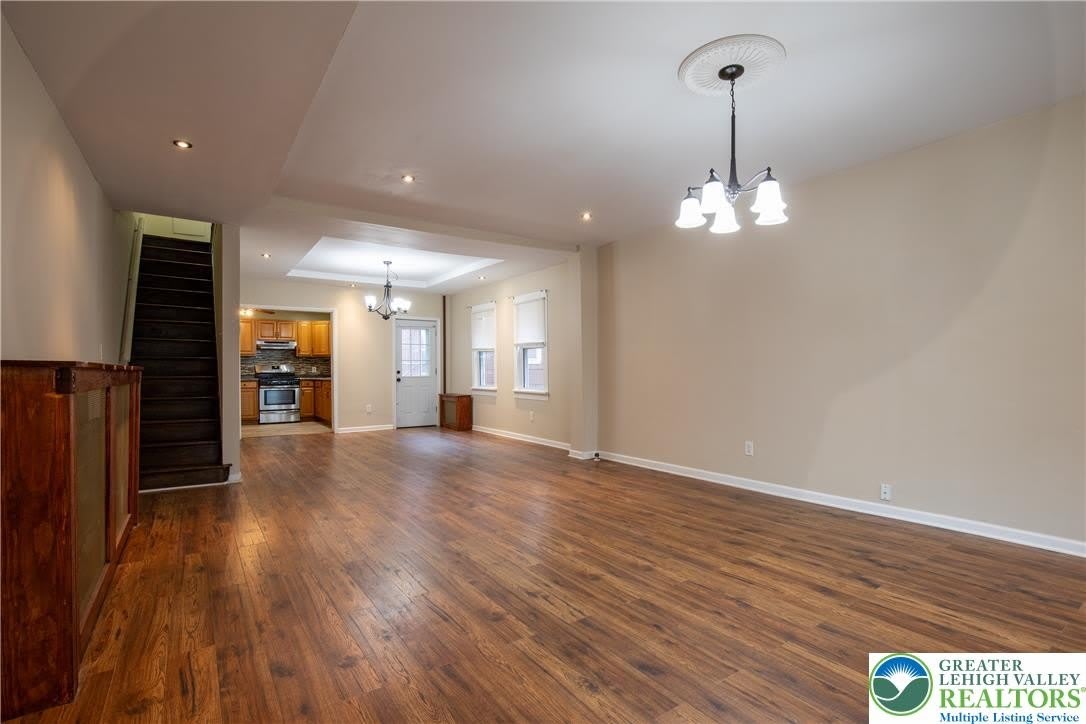 68 S Meade Street – photo 5