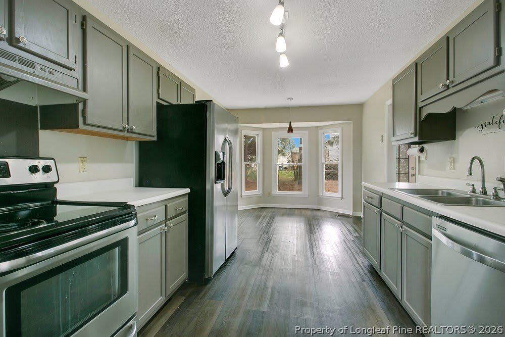 5319 Thackeray Drive – photo 3