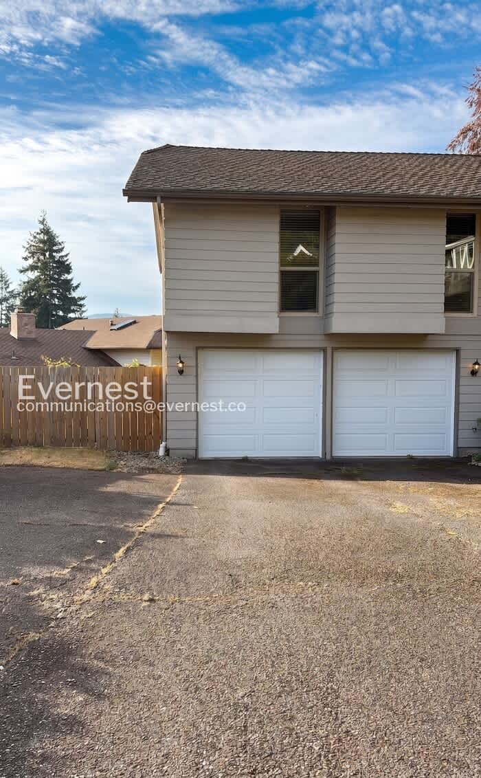 2528 170th Place Southeast – photo 1
