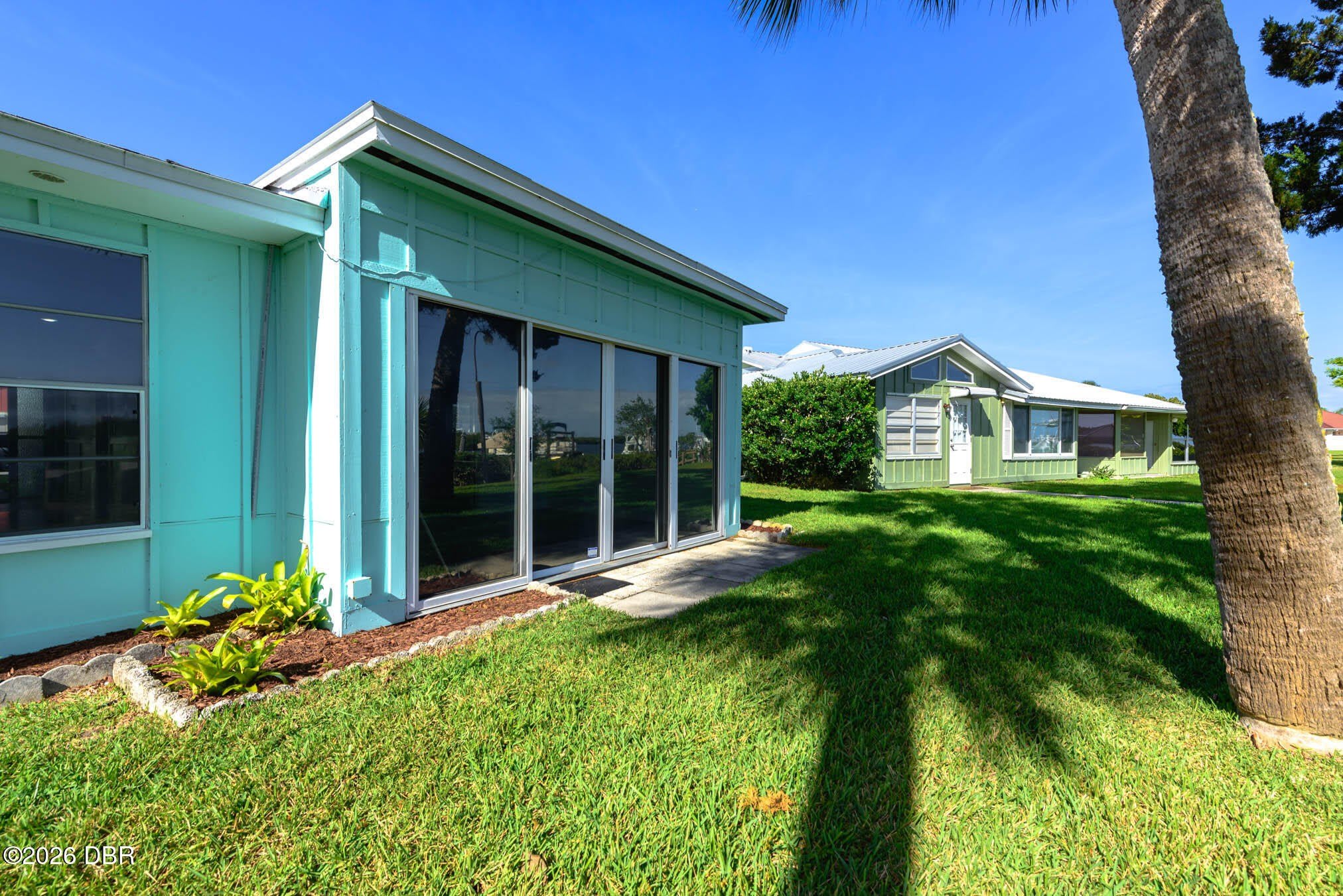 1216 Harbour Point Drive – photo 2