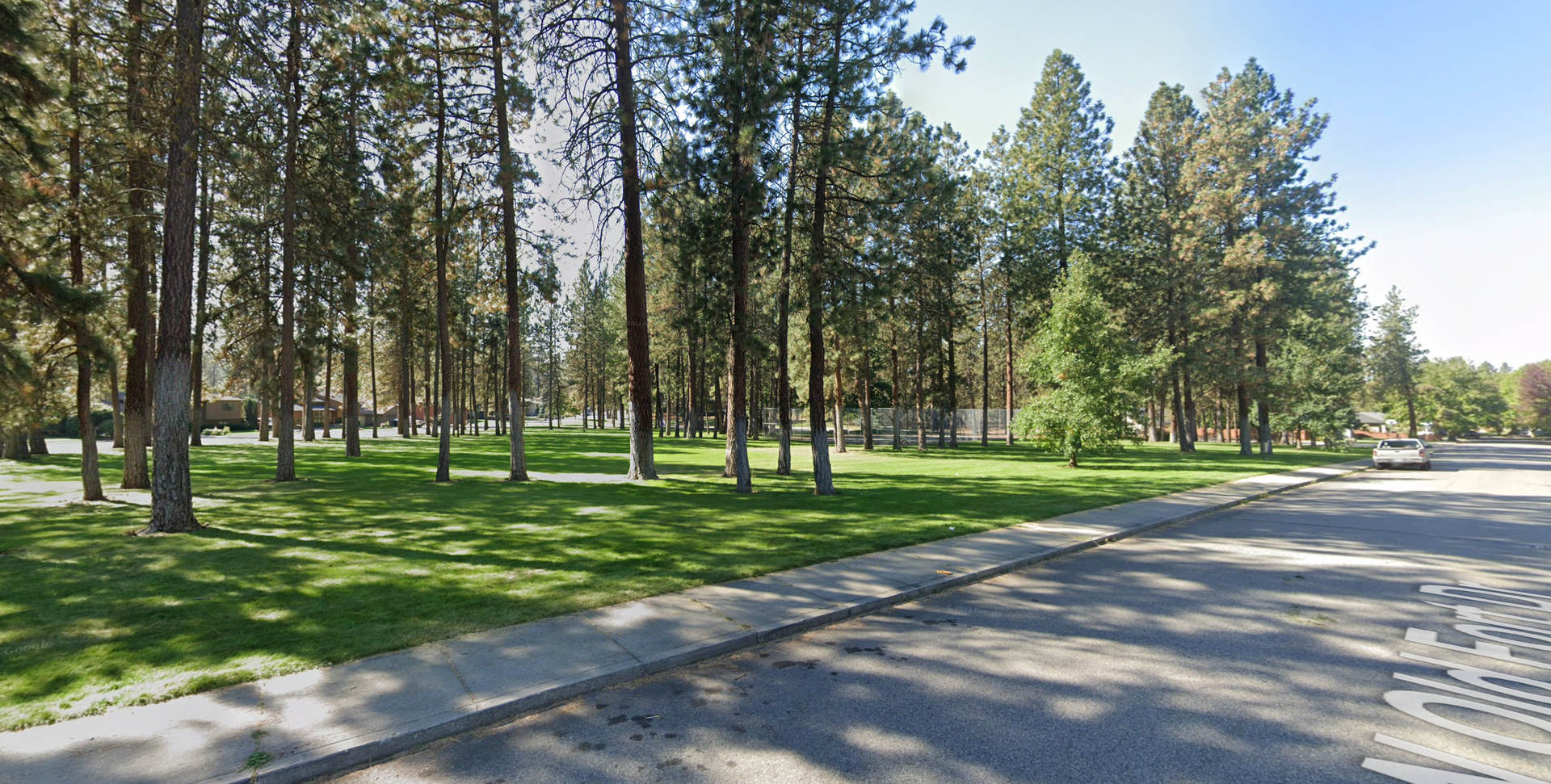 Charming 2 Bed, 2 Bath Duplex near Riverside State Park! – photo 3