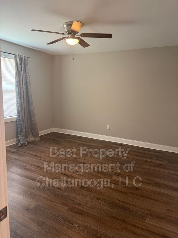 5325 Lee Ave – photo 4