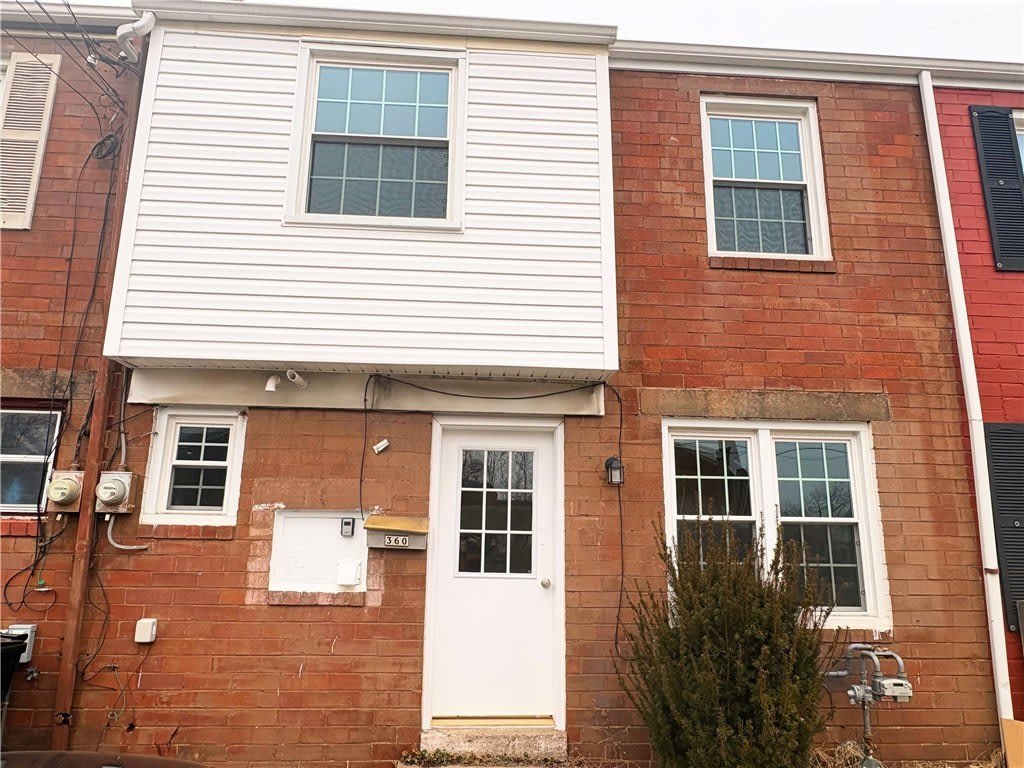 360 Hemlock Dr – photo 1