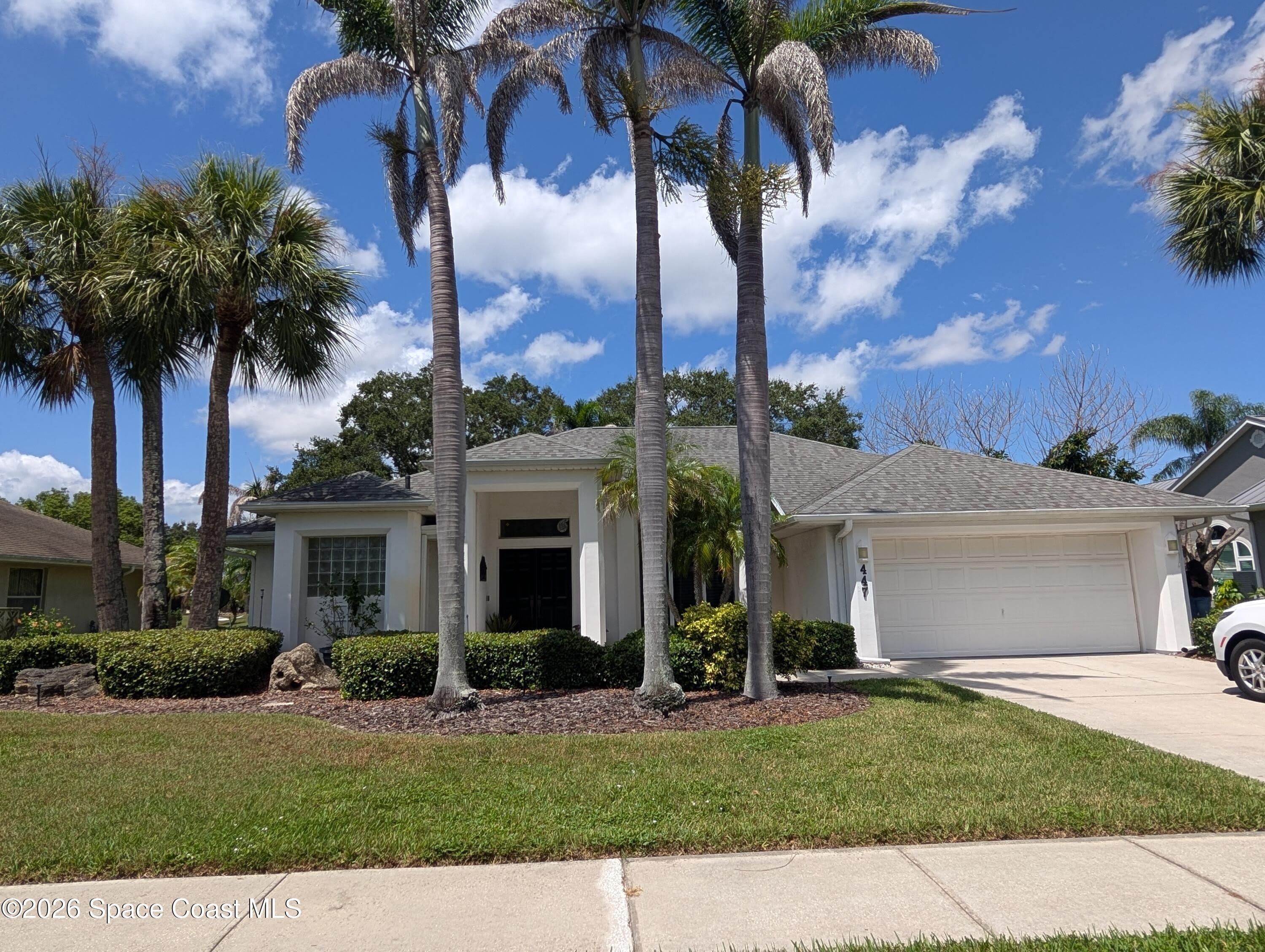 447 Lake Victoria Circle – photo 3