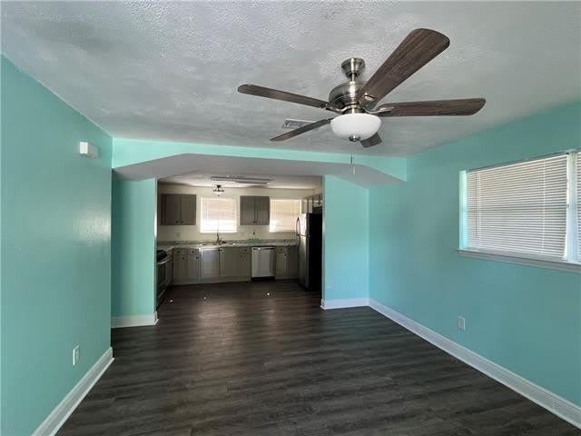 3152 College Street – photo 2