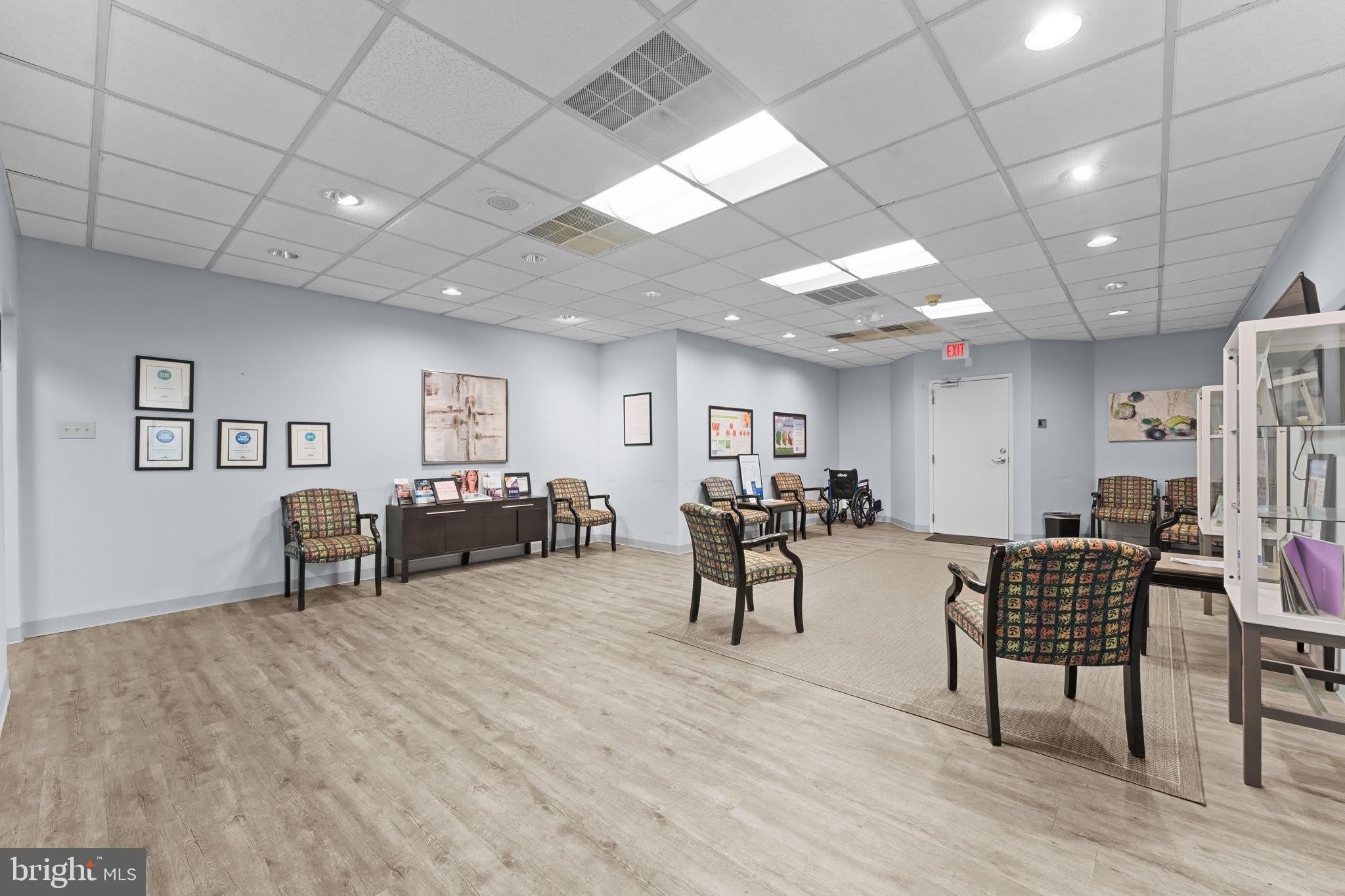 301 W CHESTER Pike – photo 5