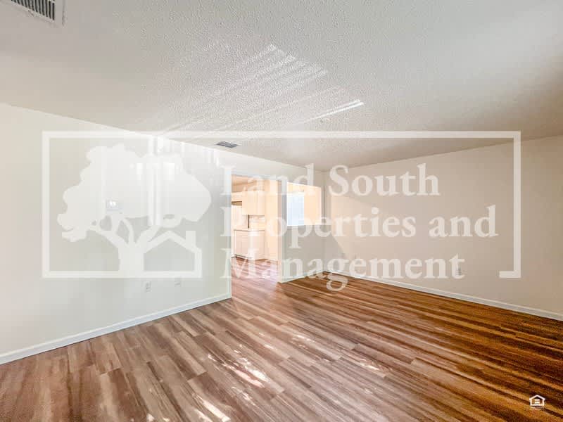 124 Rosalynn Circle – photo 4