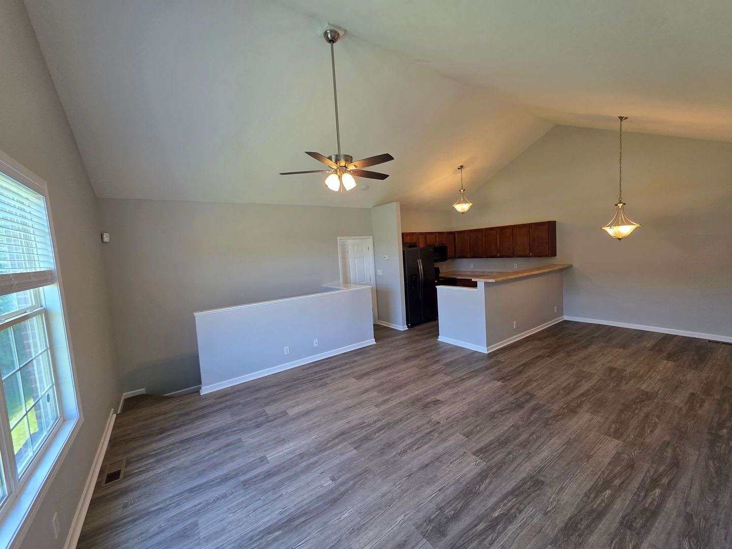 3 bed, 2 bath, 2 car garage w/ bonus room and fenced yard in W. Knoxville – photo 5