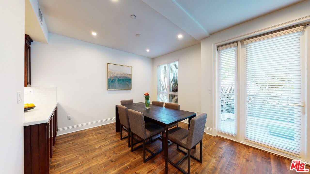 907 S SHENANDOAH St – photo 5
