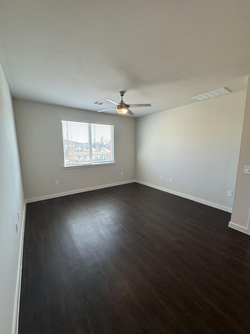 361 Elevon Pkwy. – photo 3