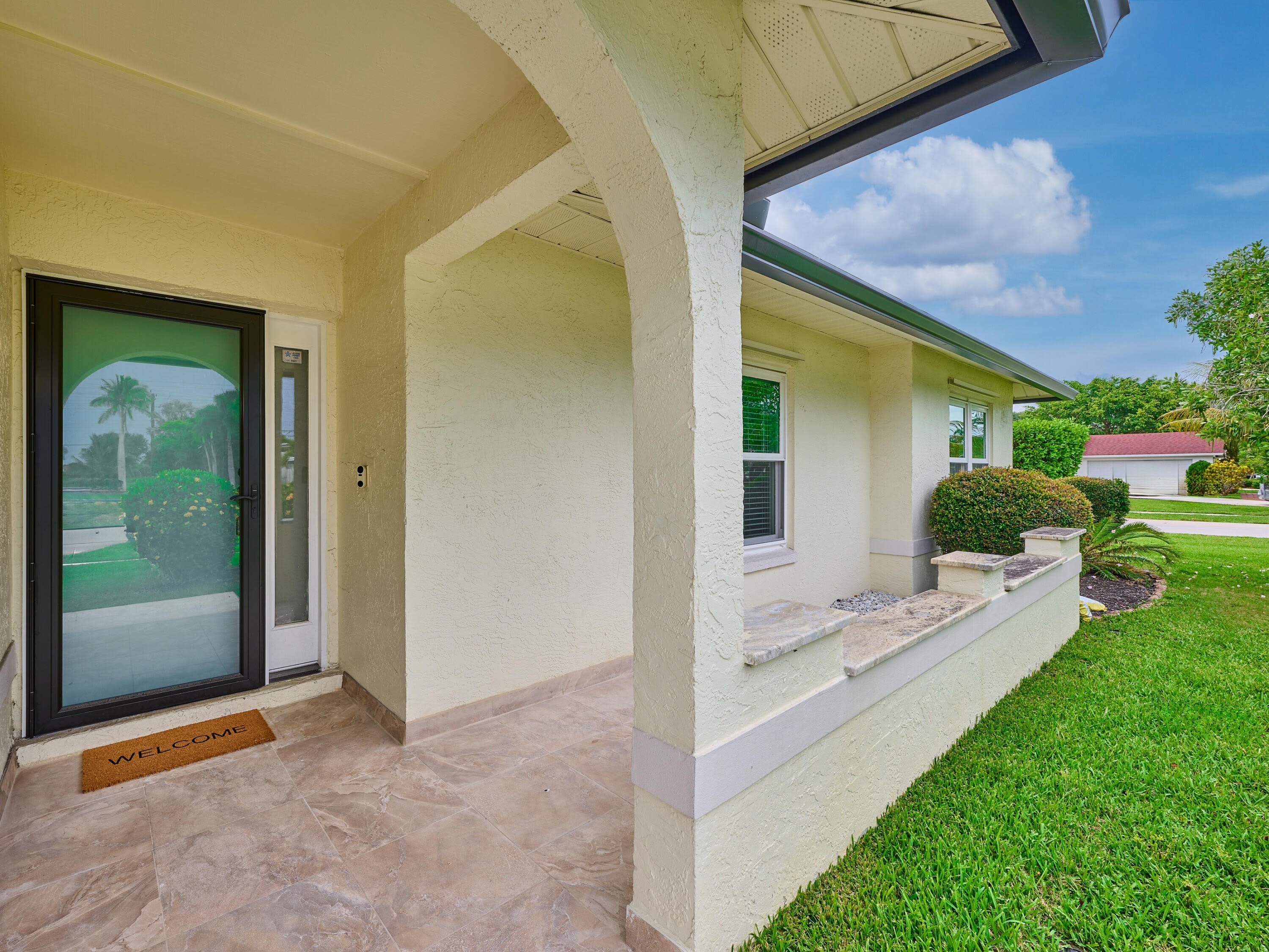 1267 SUMMERWOOD Circle – photo 3