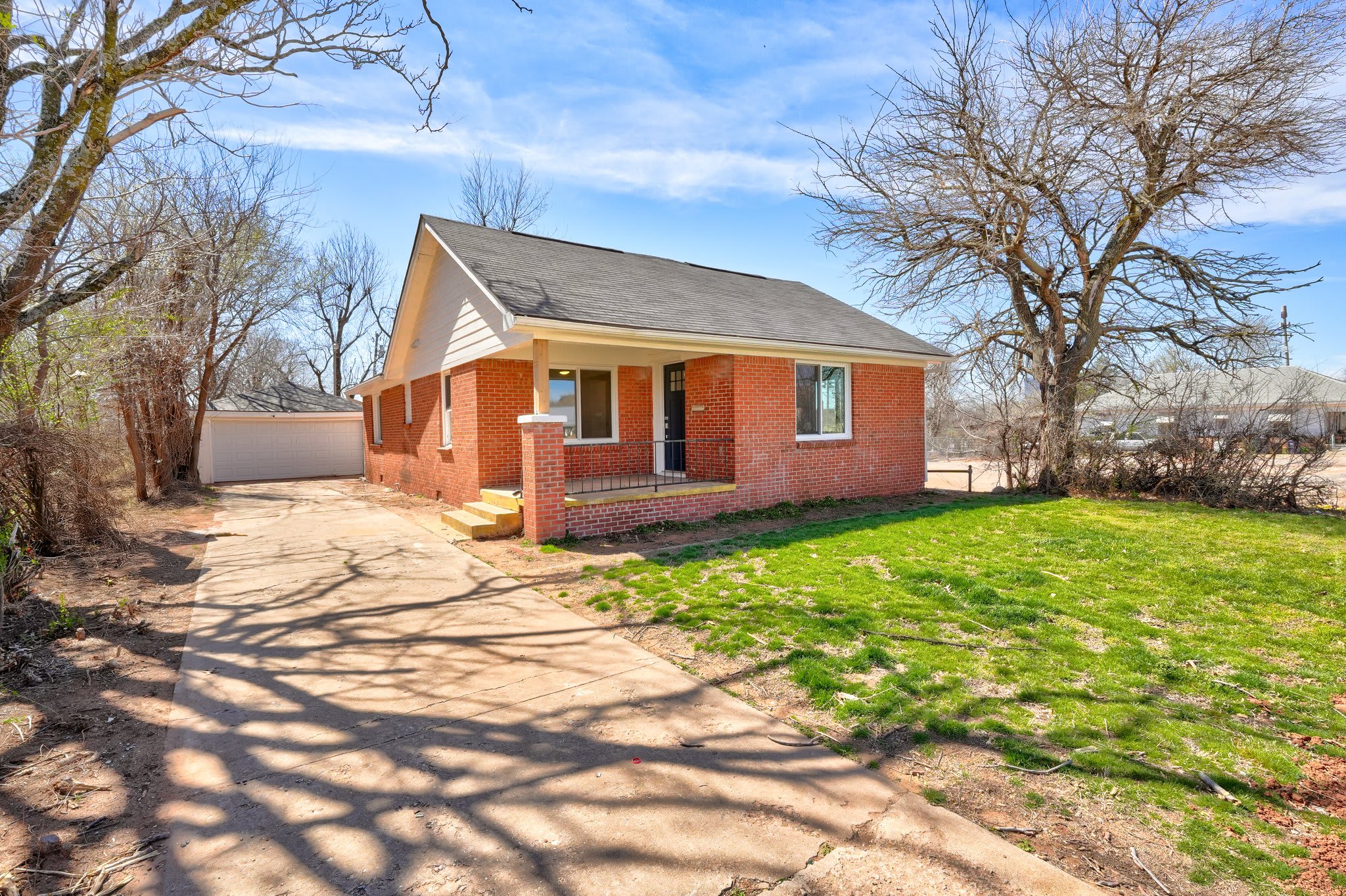 1216 Northeast 8Th Street – photo 1